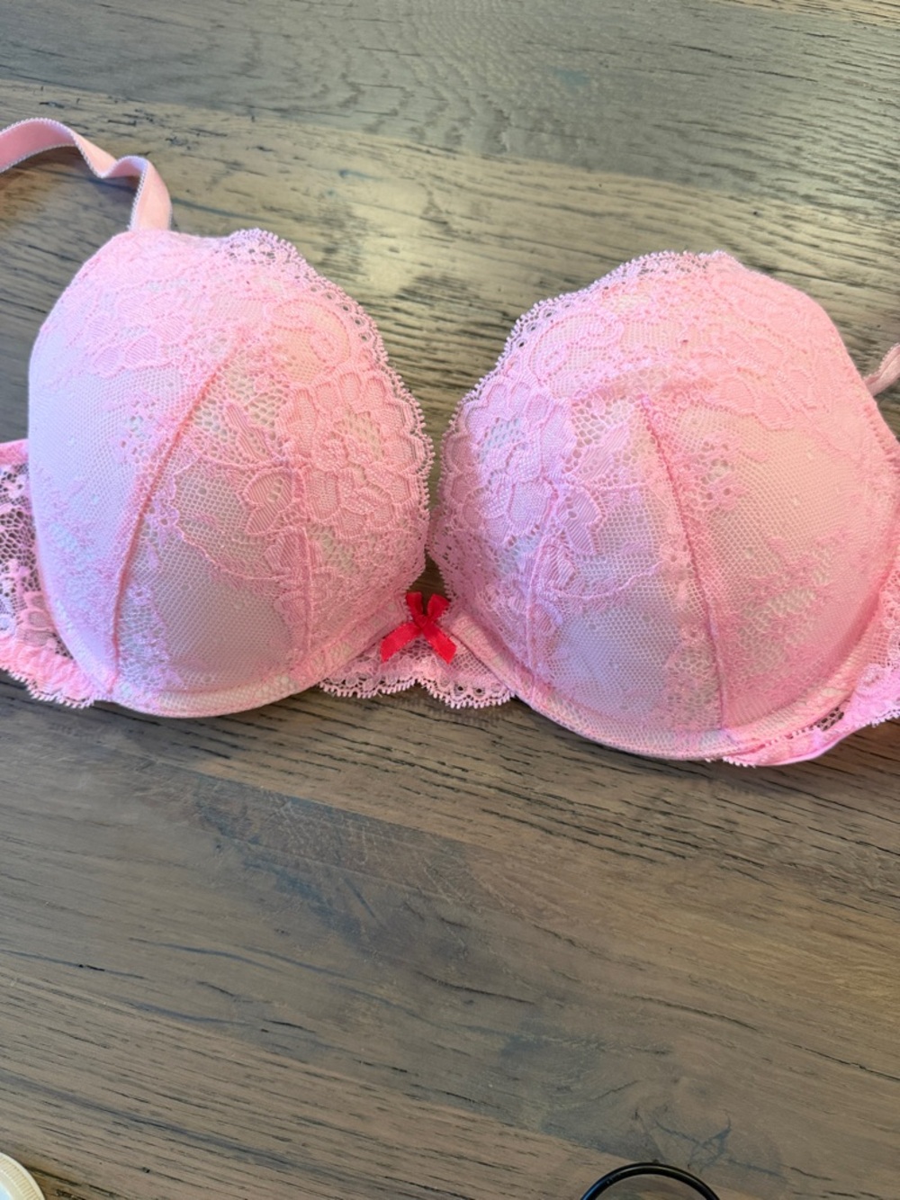 Angels Push-up Victoria's Secret Pink Lace Padded Bra. Worn just 1 time!